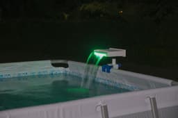 Accessoires Piscine Fontaine cascade lumineuse pour piscine hors sol Bestway 8